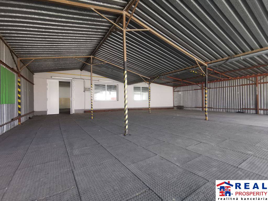 STROJNÍCKA: SKLAD 605 m2-naklad. rampa 164 m2, soc. záz., 4 kancelárie