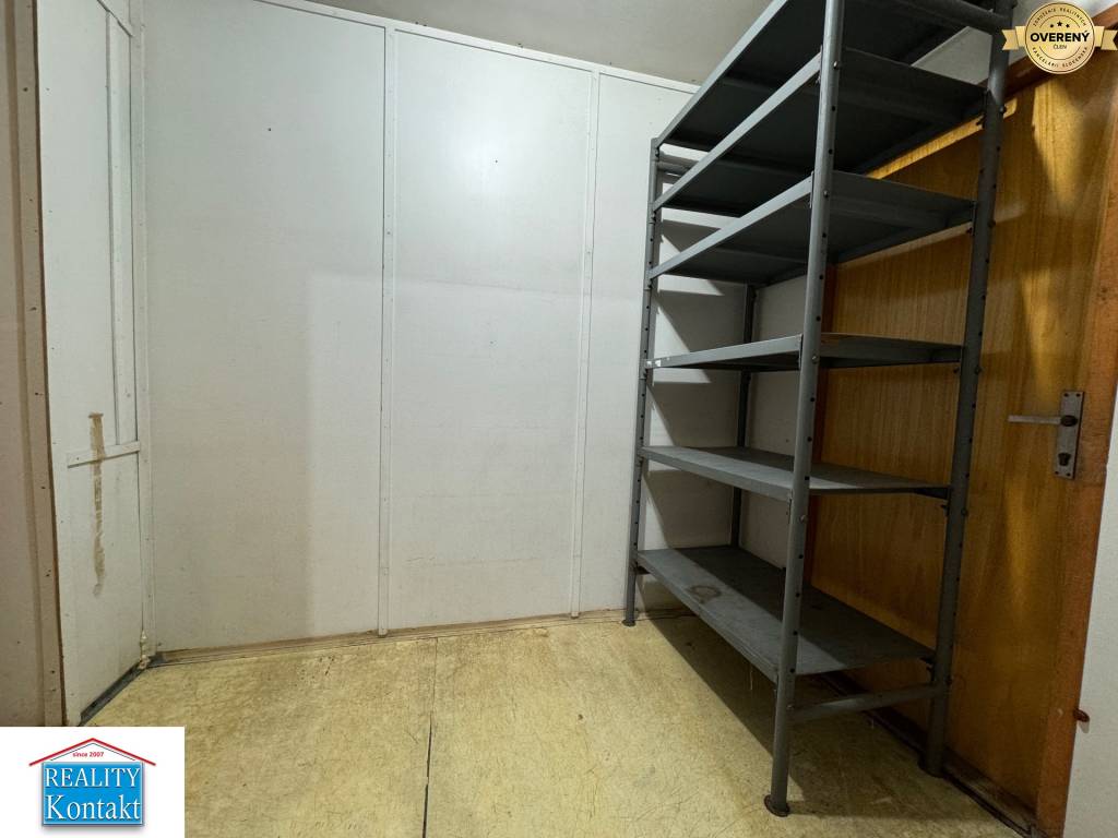 Dáme do prenájmu obchodné priestory v obci Kolta