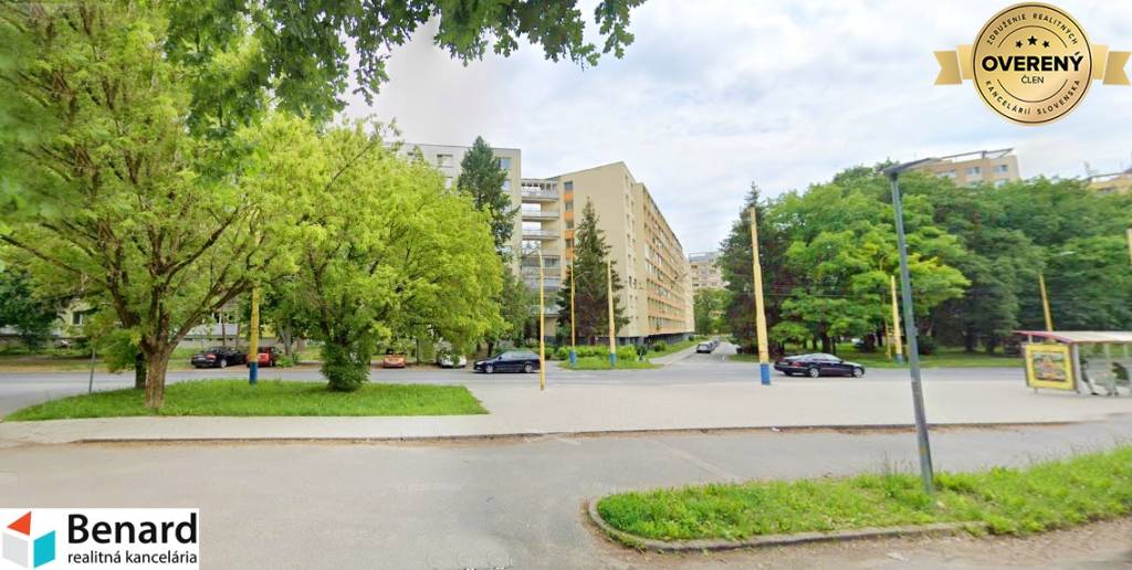 NA PREDAJ VEĽKÝ 2,5 IZB. BYT 58 m2, SÍDLISKO III., V.CLEMENTISA,PREŠOV