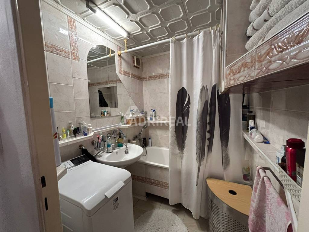 PREDAJ:3-izb.byt+lodžia;70 m2; zariadený;Novozámocká Zvolen; 149.800 €