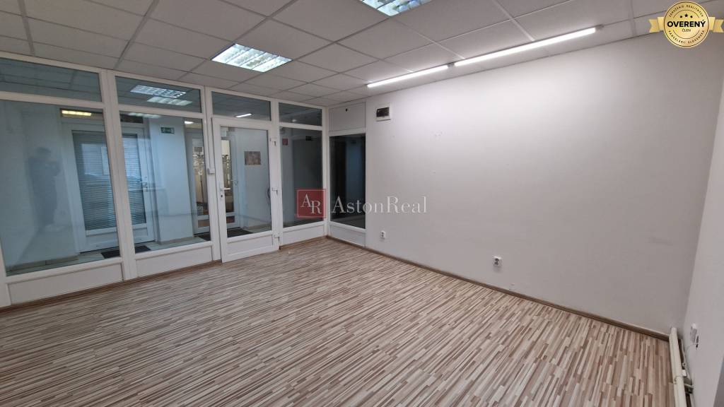 Prenájom obchodných priestorov Poprad Centrum