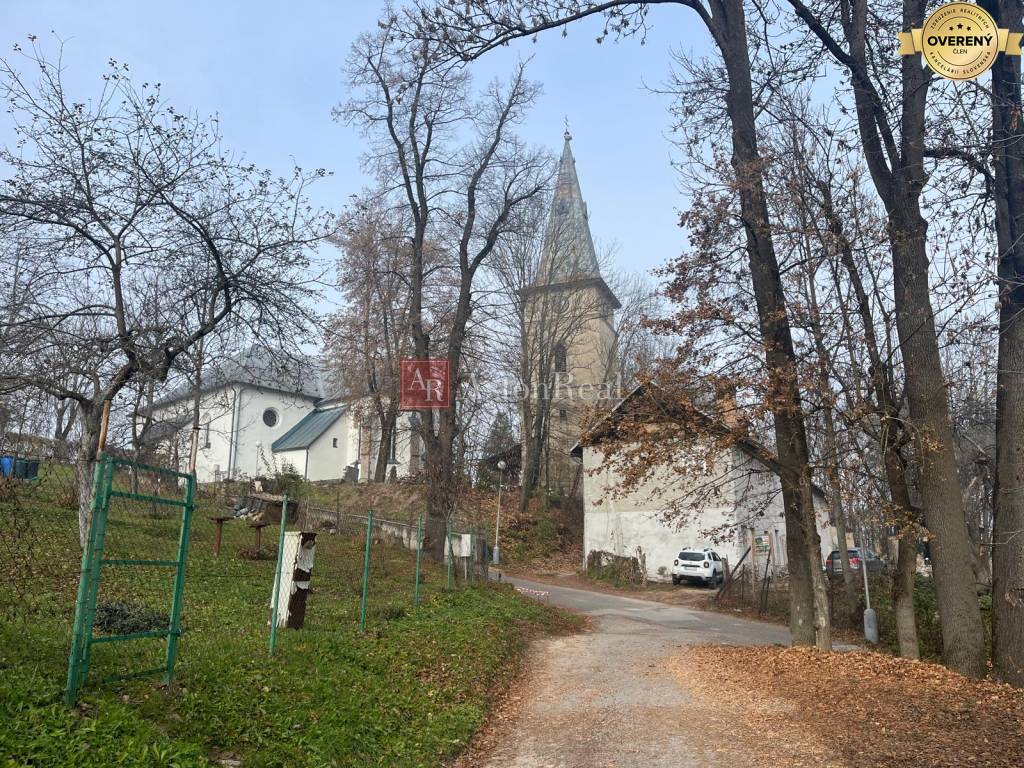 Hľadám klientovi 4 izb. byt, Radvaň - Banská Bystrica
