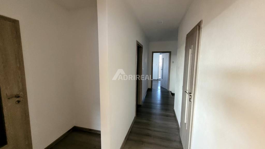 PREDAJ:3-izbový byt s balkónom;novostavba-Galanta;80m2;165.000€
