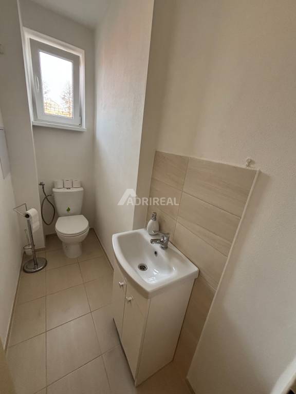 REZERVOVANÉ: 3-izb. byt garáž, loggia; 76m2;Veľká Lomnica;149.000€