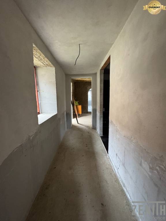 Na predaj čiastočne prerobený vidiecky dom v obci Bátovce