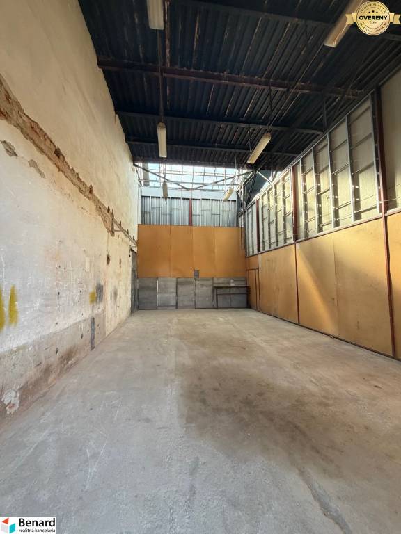 NA PRENÁJOM garáž v priemyselnej hale 
