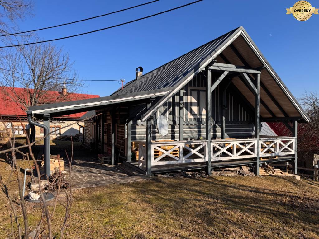 Nadčasová chalúpka obklopená prírodou a výhľadmi v Čadci Husáriku (MO)