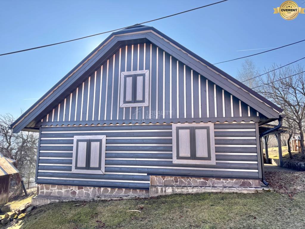 Nadčasová chalúpka obklopená prírodou a výhľadmi v Čadci Husáriku (MO)