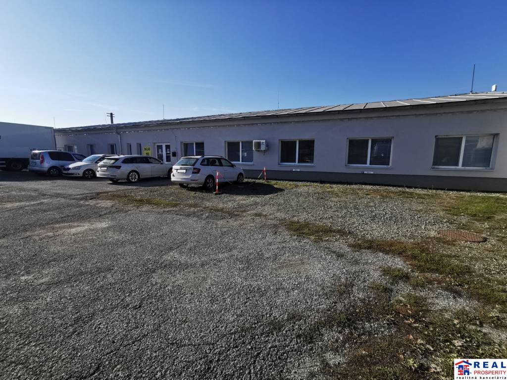 STROJNÍCKA: SKLAD 70 m2 - 3 miestnosti + soc. zázemie + parkov. plocha