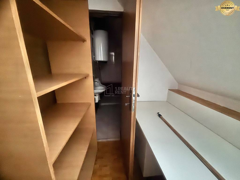 Predaj budovy na podnikanie v Čadci (MO)