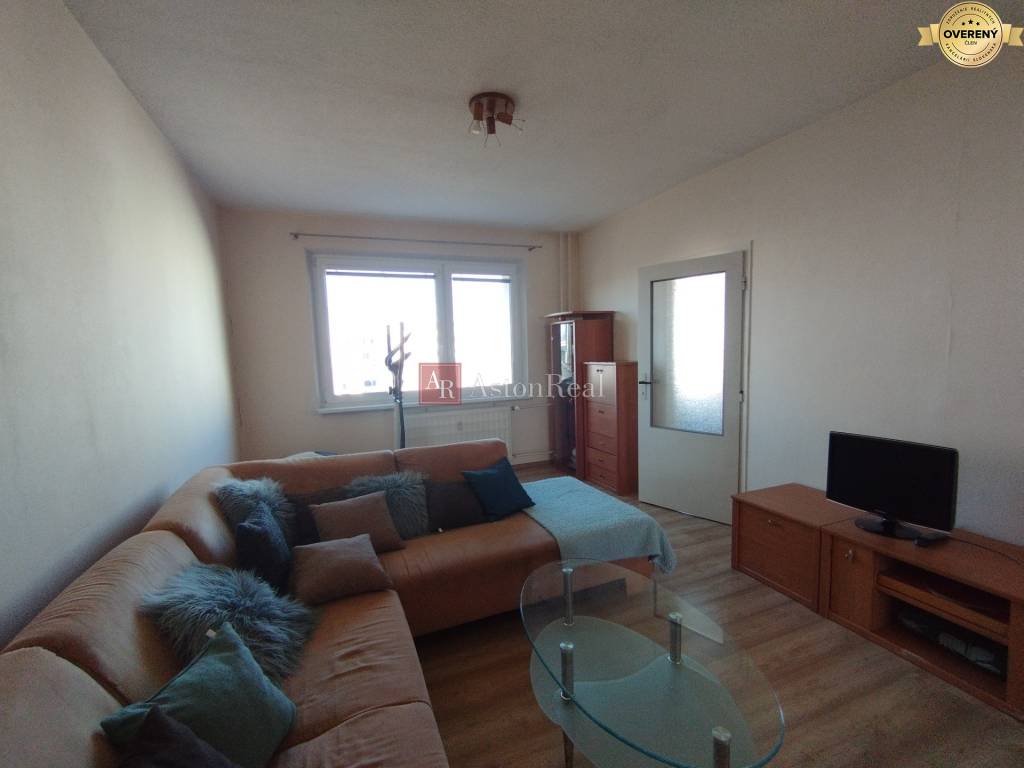 Rezervované! 3 izbový byt s balkónom 72m2 Nábrežie - Liptovský Mikuláš