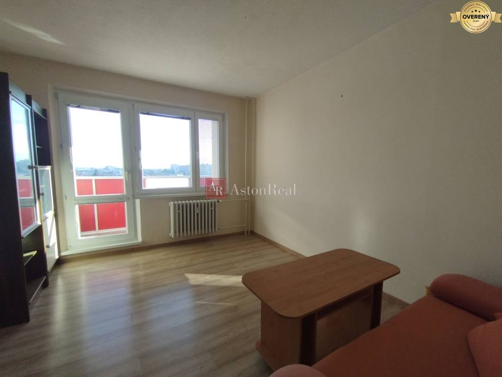 Rezervované! 3 izbový byt s balkónom 72m2 Nábrežie - Liptovský Mikuláš