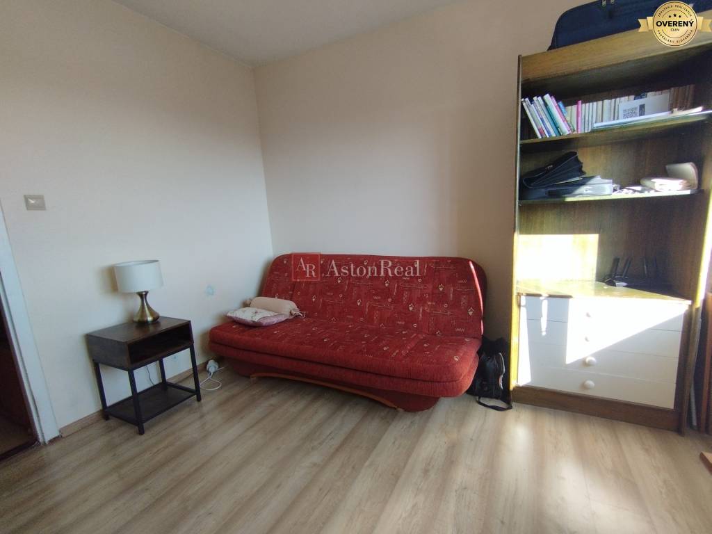 Rezervované! 3 izbový byt s balkónom 72m2 Nábrežie - Liptovský Mikuláš