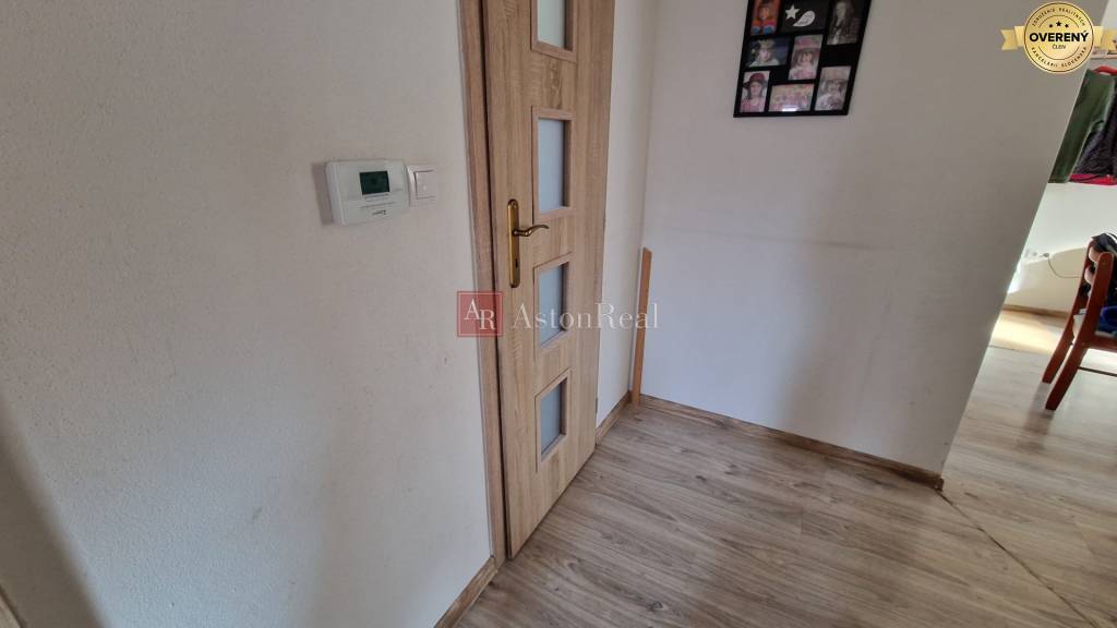 PREDAJ - Rodinný dom SVIT, okr.Poprad, 500 m2