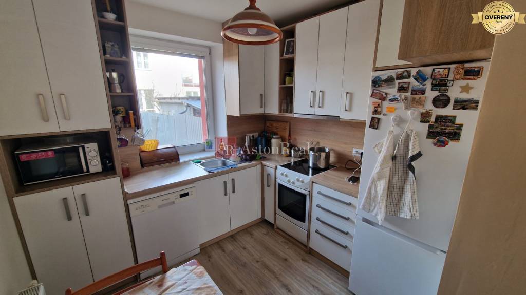 PREDAJ - Rodinný dom SVIT, okr.Poprad, 500 m2