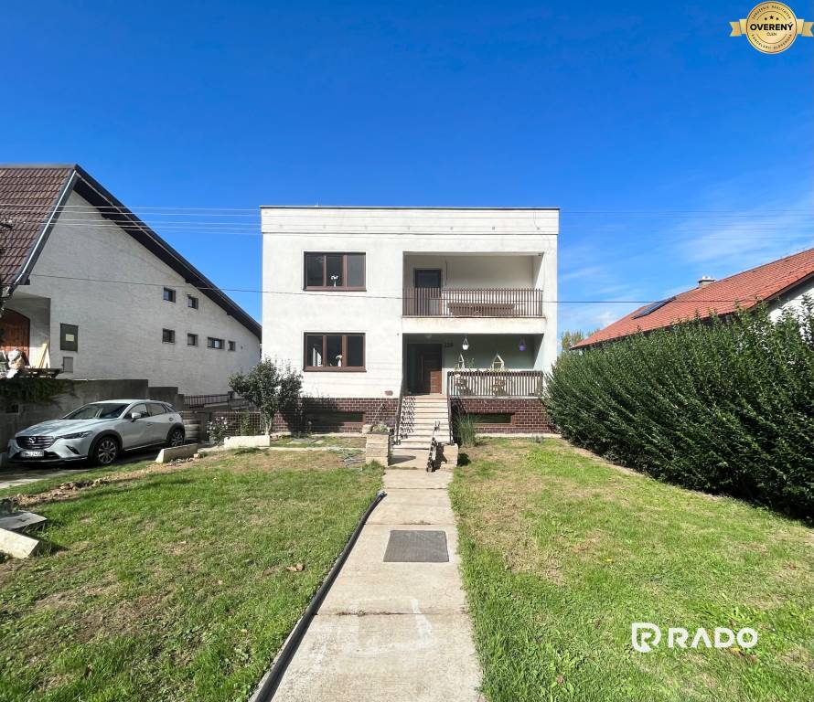 RADO |  Rodinný dom s bazénom, pozemok 1398 m2, Krivosúd-Bodovka
