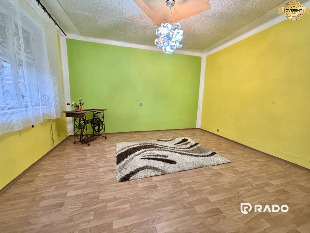RADO I Na predaj rodinný dom, Nemšová