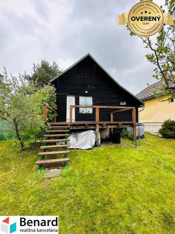 RODINNÝ DOM - CHALUPA NA POZEMKU 803 m2,  ČIRČ, OKR. S. ĽUBOVŇA