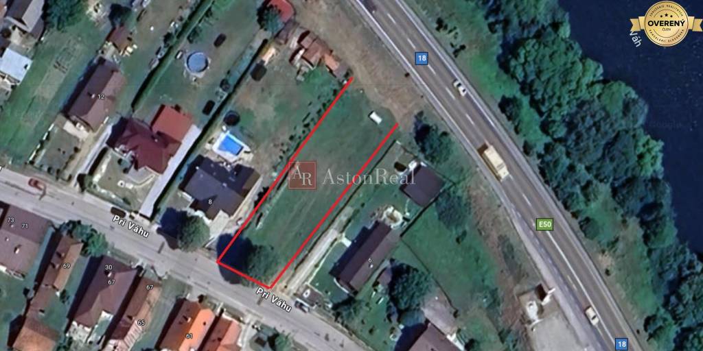 PREDAJ: Stavebný pozemok 947m2, Ružomberok - Černová