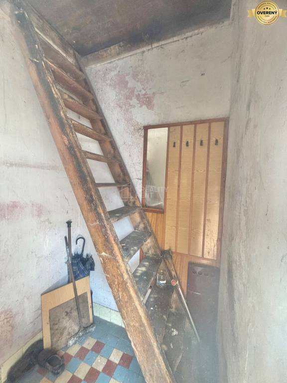 Predaj pôvodného rodinného domu za výbornú cenu vo Svrčinovci