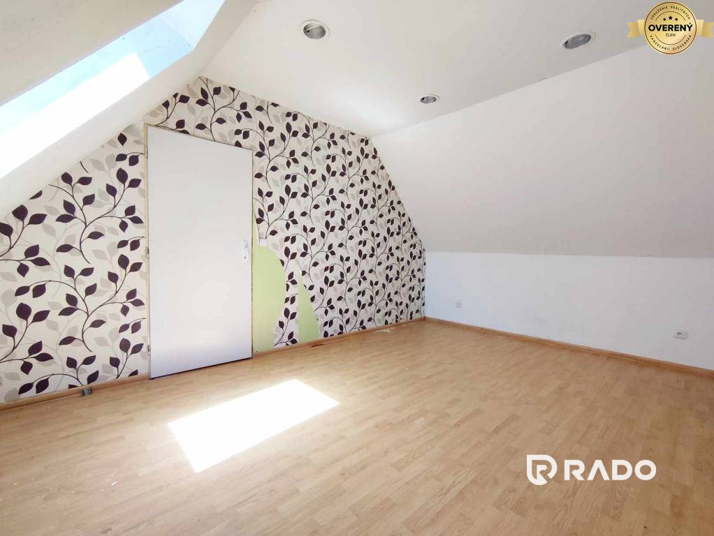 RADO | Rodinný dvojdom s pozemkom 2100m2 | Hradište 