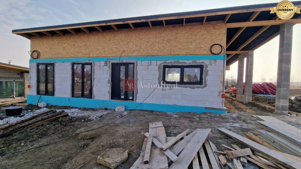 Novostavba RD-Bungalov - Poprad - Veľký Slavkov 513 m2