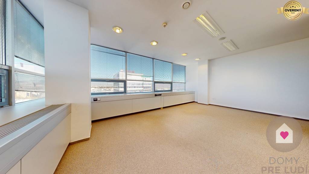 Krásne moderné kancelárie WESTEND TOWER, Dúbravská cesta BA IV.