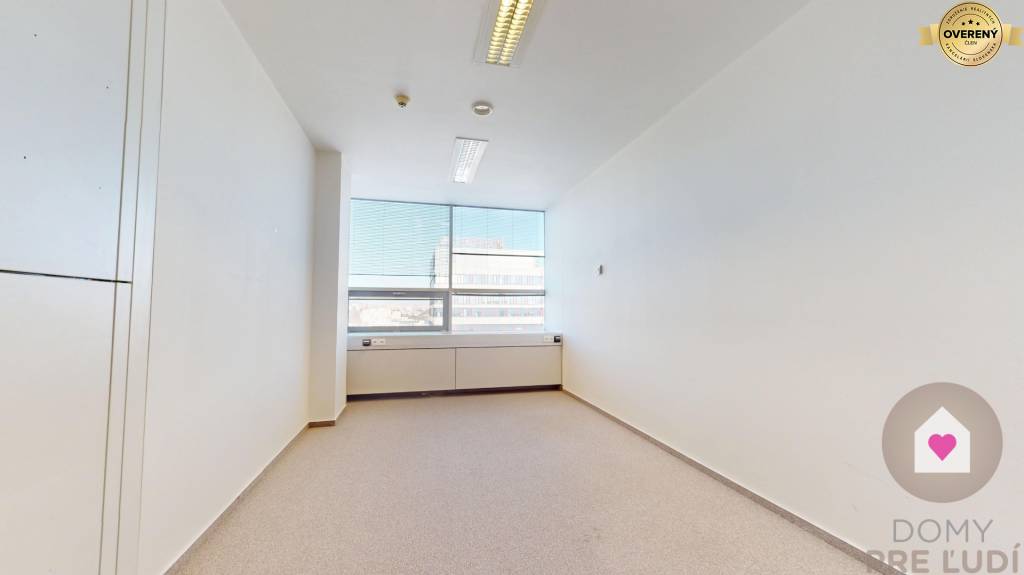 Krásne moderné kancelárie WESTEND TOWER, Dúbravská cesta BA IV.