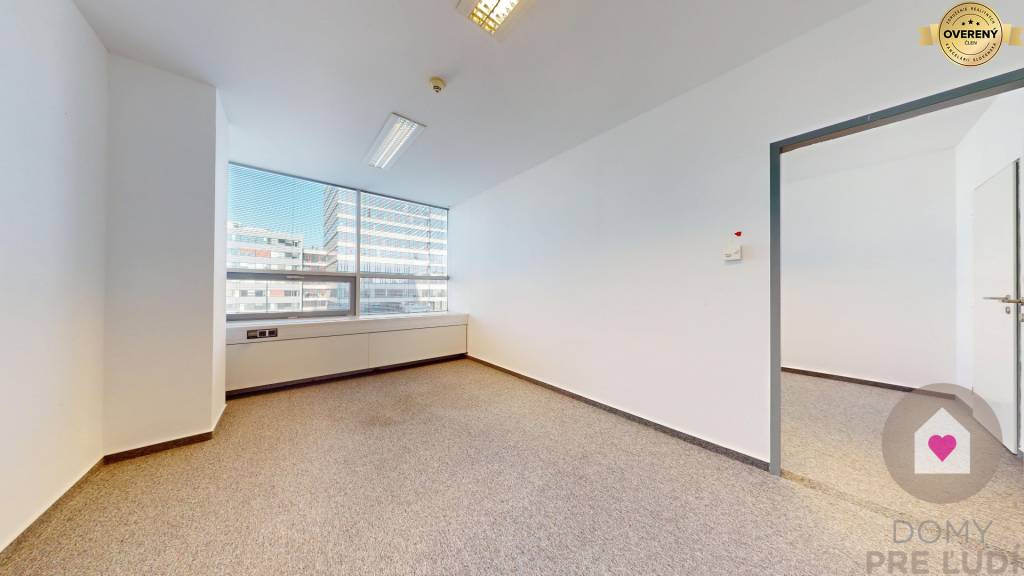 Krásna moderná 3 kancelária -93,25m2 WESTEND TOWER, Dúbravská cesta BA