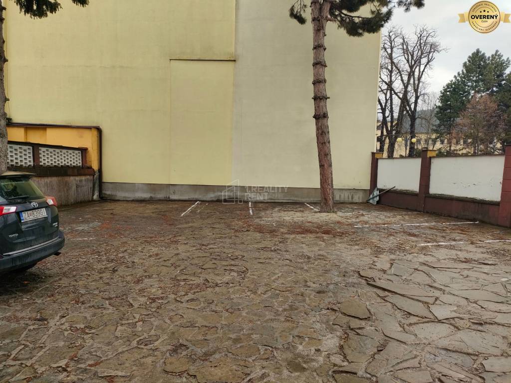 Prenájom: 7x parkovacie miesto v centre Žiliny