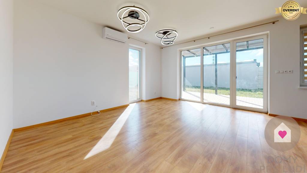 Krásny 4 izbový RD pripravený na sťahovanie, Senec, Karasova