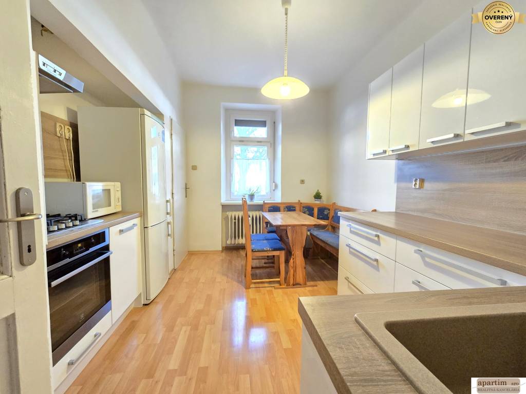 Iný-Predaj-Bratislava - mestská časť Staré Mesto-262000.00 €