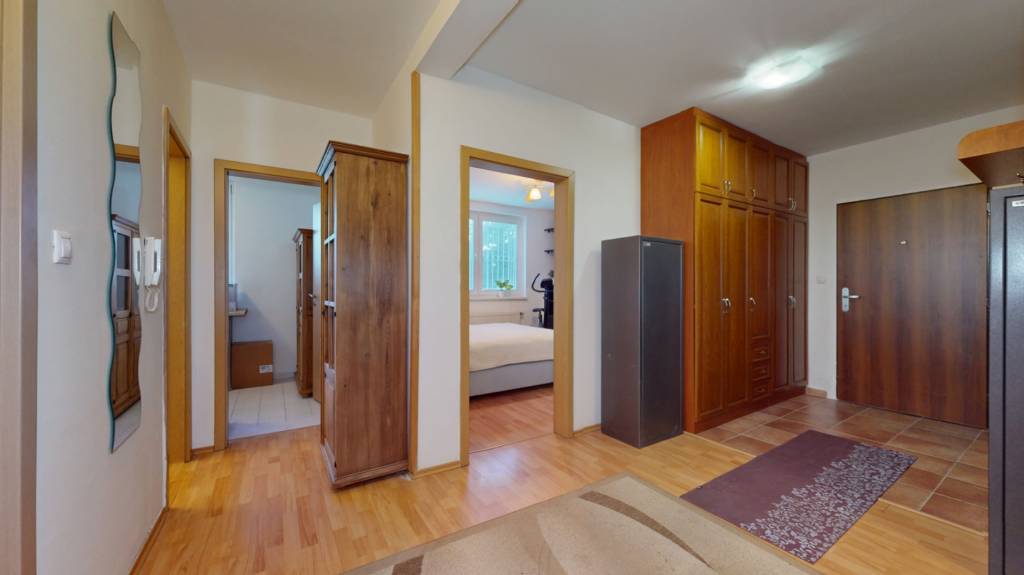 2- izbový byt, Podunajské Biskupice, tehla, bezbariérový vstup