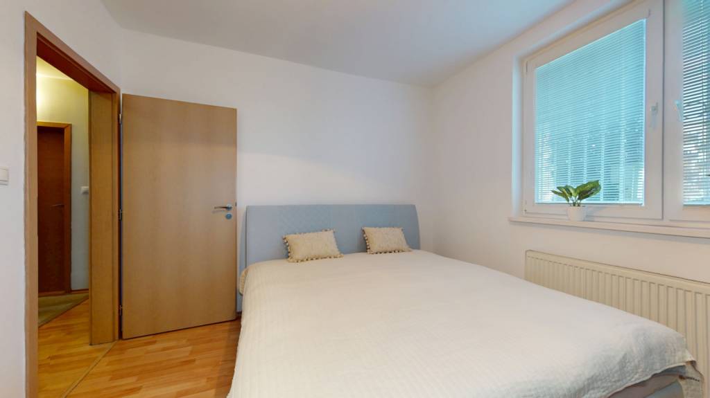 2- izbový byt, Podunajské Biskupice, tehla, bezbariérový vstup