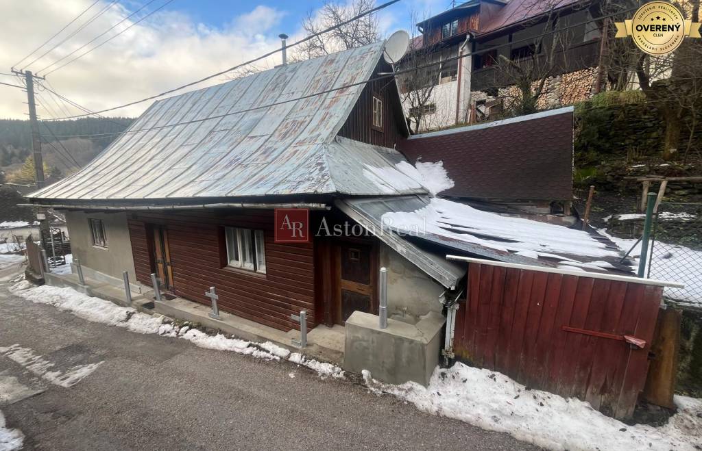 Na predaj: Chalupa v Španej Doline, pozemok 244 m2