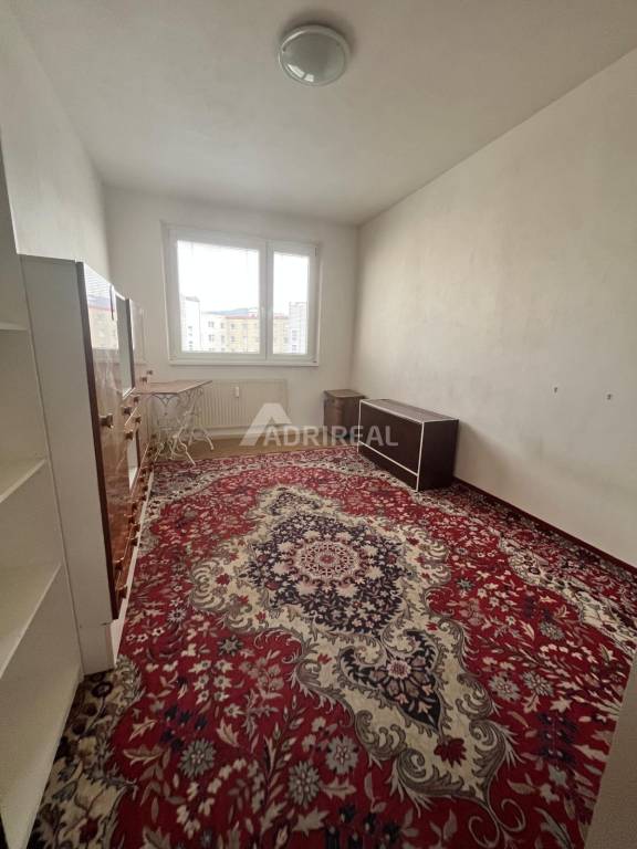 PREDAJ: 4i byt s lódžiou; 80 m2; Strážska cesta; Zvolen; 169.990 €