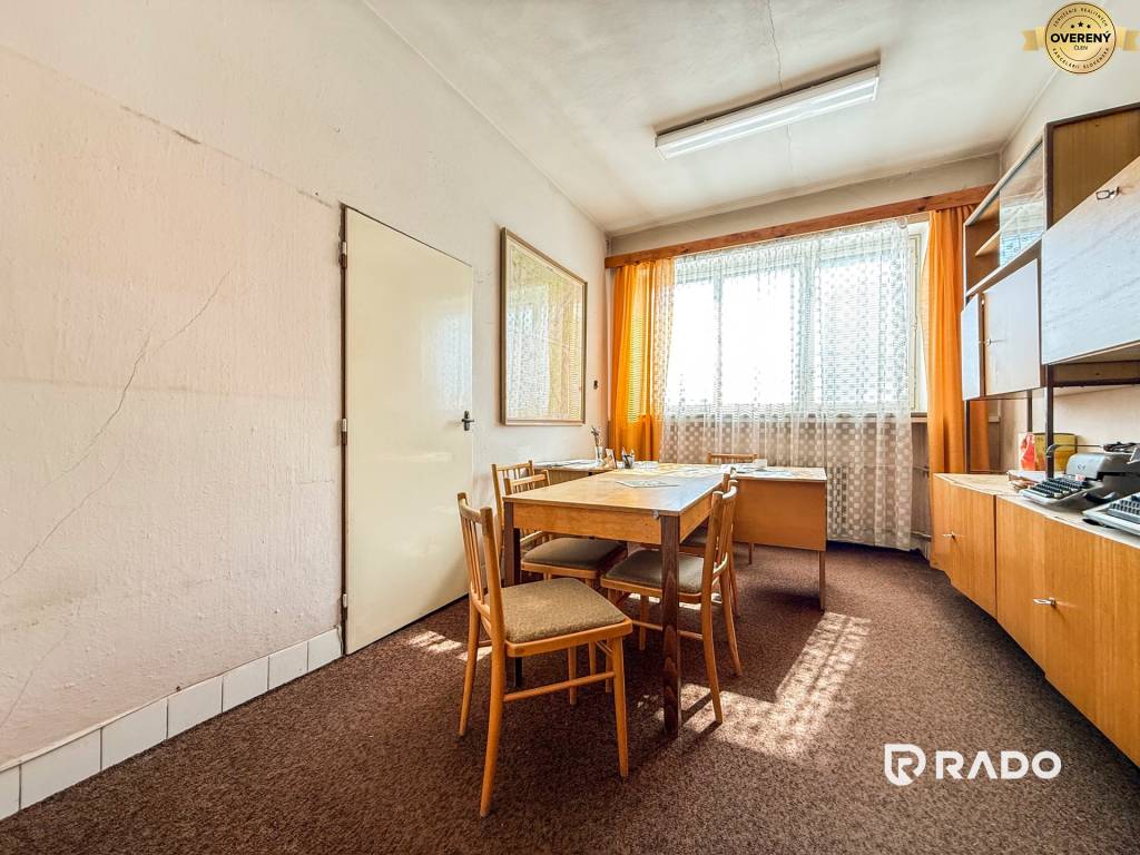 RADO | Budova + pozemok 834m2, Opatová - Trenčín