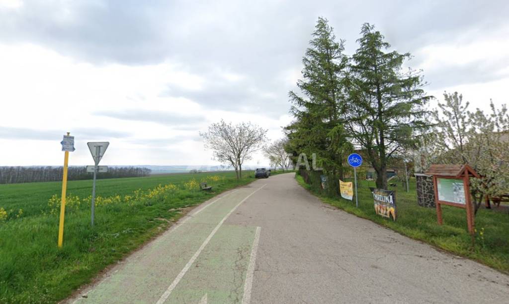 PREDAJ: Rekreačný pozemok Čechynce; 2183m2; 65.000 €