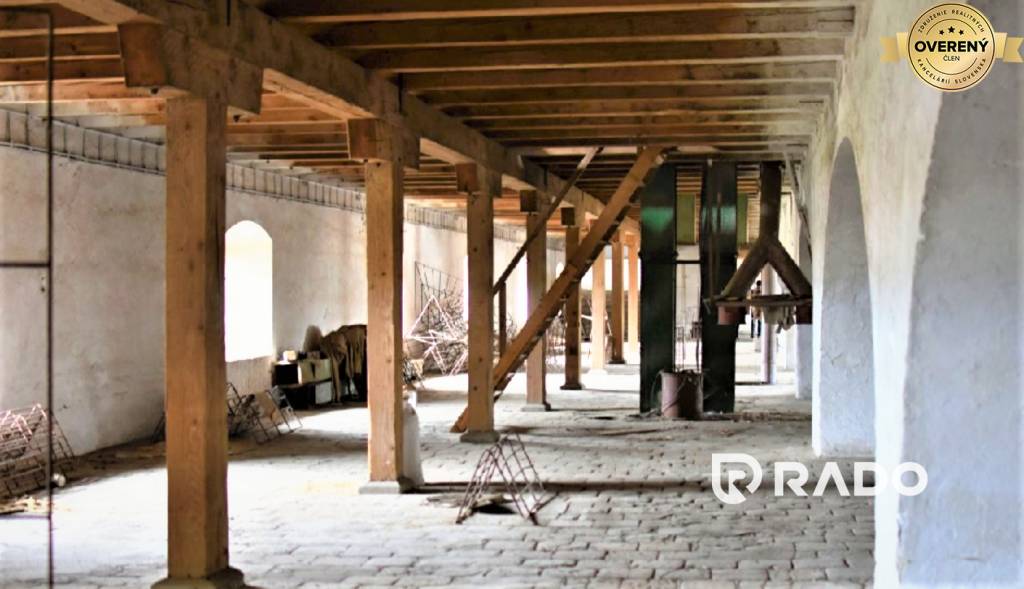 RADO | Historická baroková sýpka | 3036 m²  | Holíč