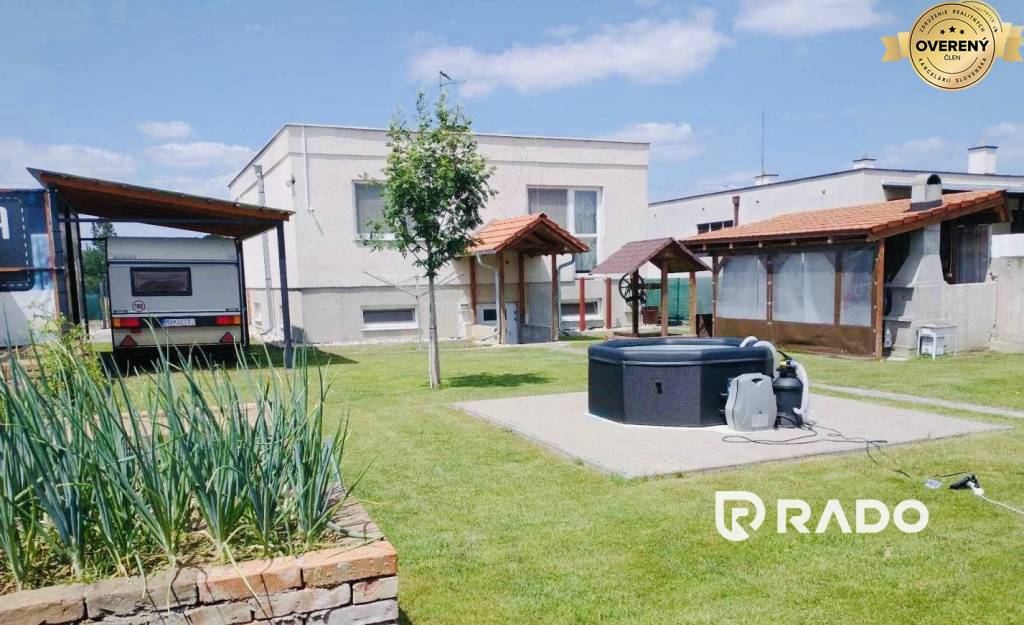 ZNÍŽENÁ CENA | 4i Rodinný dom 178m² v tichej lokalite | Láb