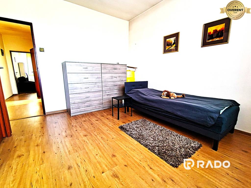 ZNÍŽENÁ CENA | 4i Rodinný dom 178m² v tichej lokalite | Láb 