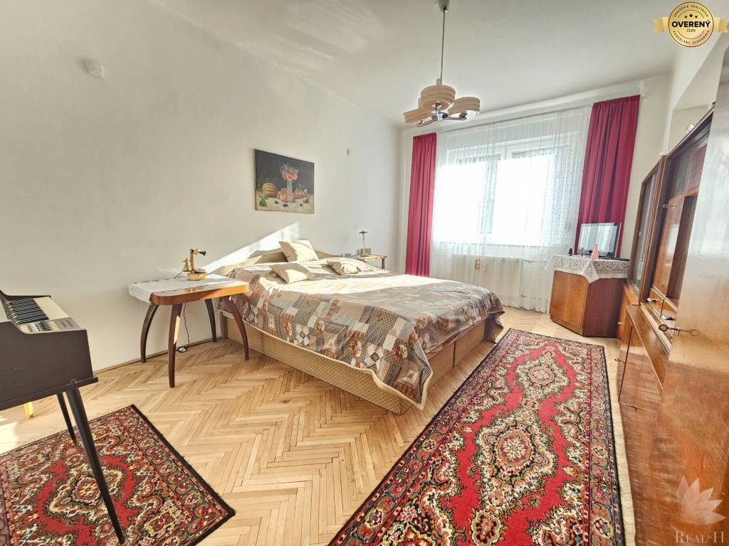 Predaj tehlový 2 izbový byt s LOGGIOU Blumentálska ul. - Staré Mesto  
