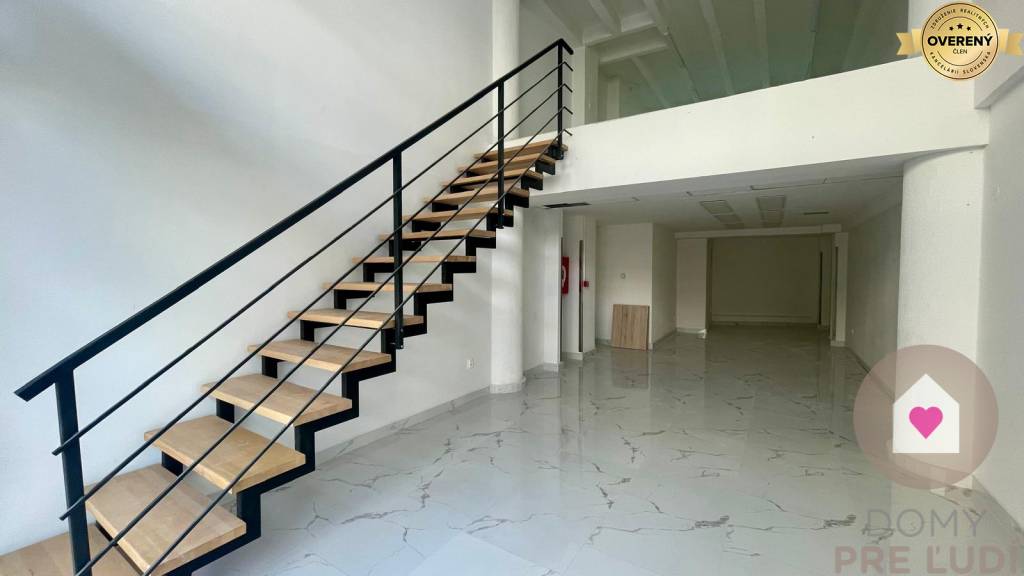 Veľký svetlý obchodný príestor , BA I. Staré Mesto Luxor, Štúrová 