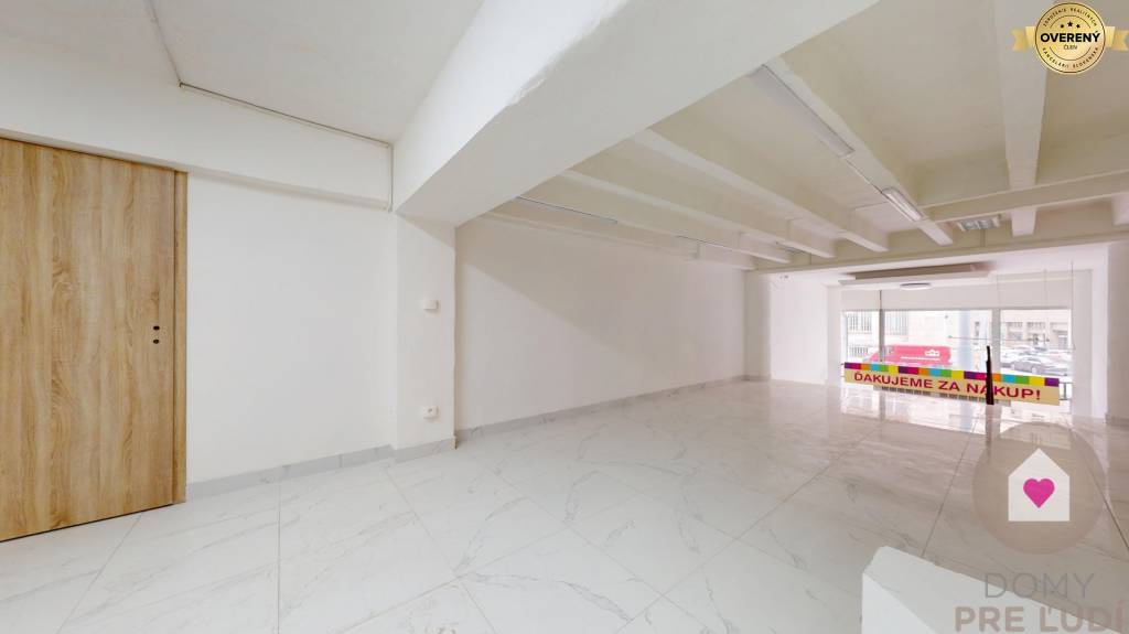 Veľký svetlý obchodný príestor , BA I. Staré Mesto Luxor, Štúrová 