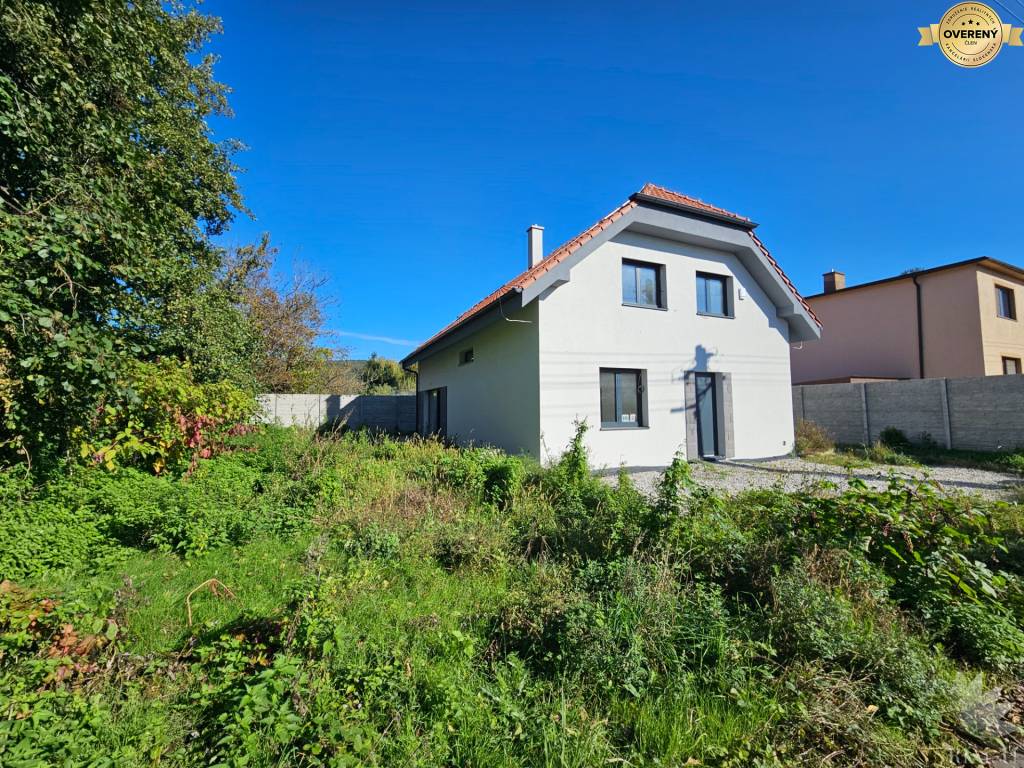 Predaj Rodinný dom Rodinný dom-Predaj-Ilava-399000.00 €