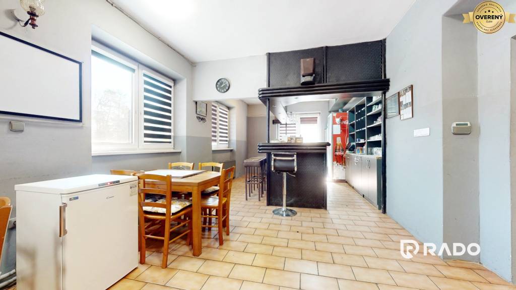 RADO | Obchodný priestor s pivnicou 290m2 | Bánovce nad Bebravou