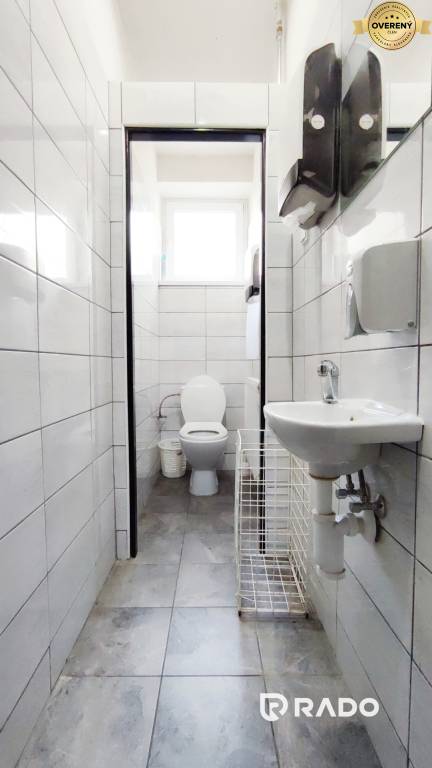 RADO | Obchodný priestor s pivnicou 290m2 | Bánovce nad Bebravou 