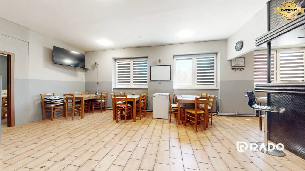 RADO | Obchodný priestor s pivnicou 290m2 | Bánovce nad Bebravou 