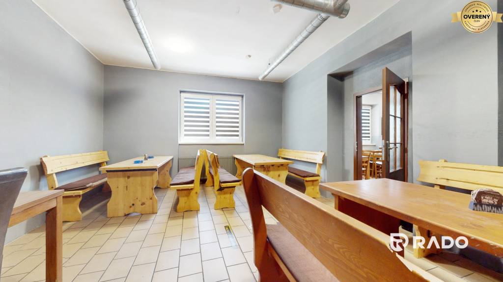 RADO | Obchodný priestor s pivnicou 290m2 | Bánovce nad Bebravou 