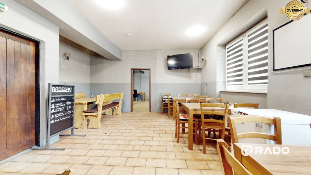 RADO | Obchodný priestor s pivnicou 290m2 | Bánovce nad Bebravou 